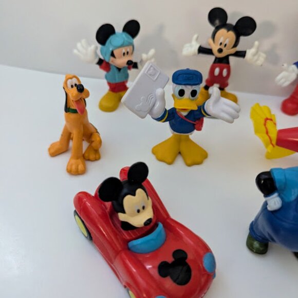 Disney Mickey Mouse and Friends PVC Toy Figures Bundle Lot - Picture 6 of 6